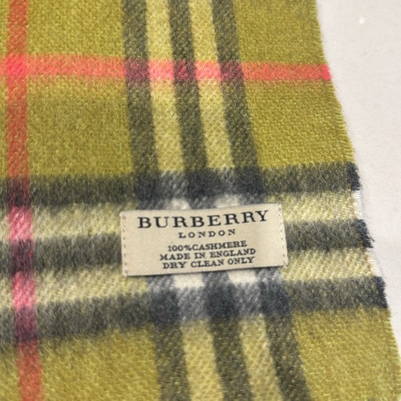 Vintage Burberry Cashmere Scarf - Picture 2 of 3